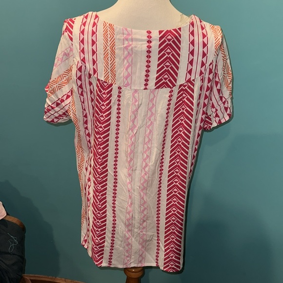 Top - Picture 2 of 6